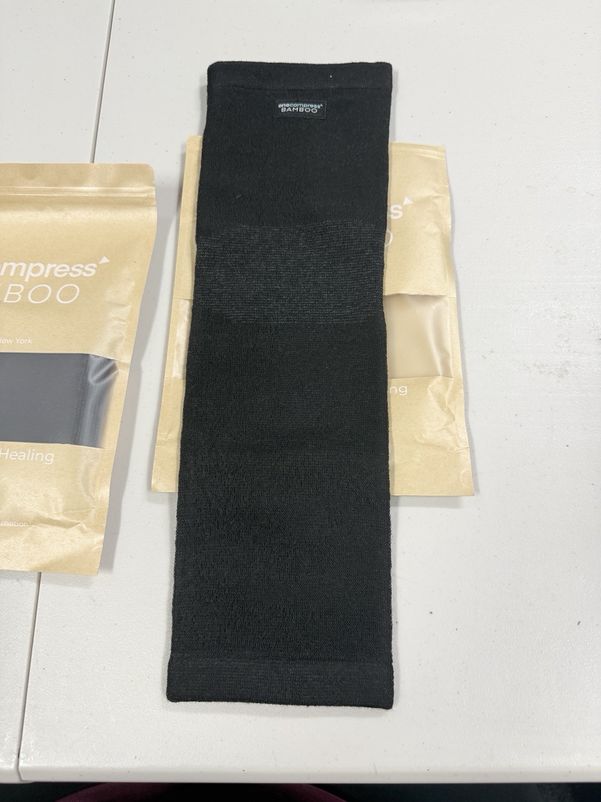 OneCompress Bamboo Knee Compression Sleeve Black Bundle of 2 Small