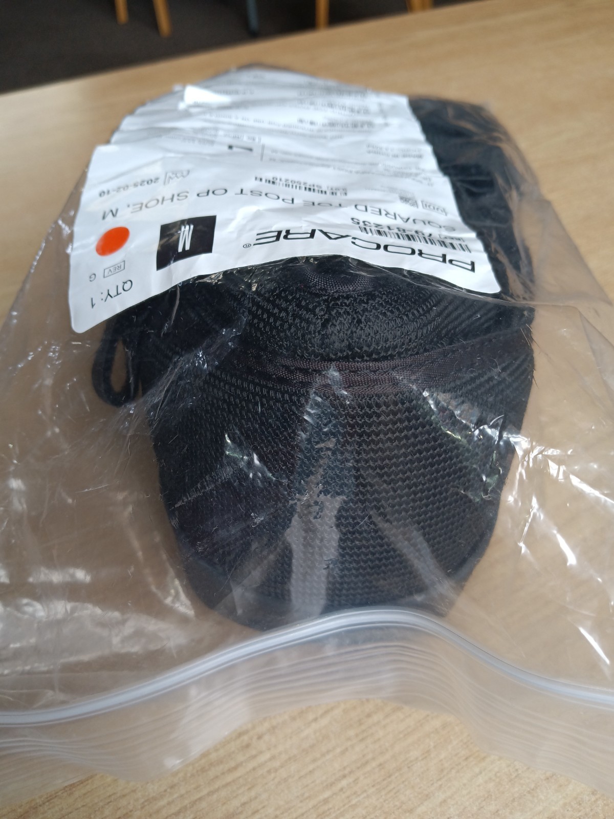 New PROCARE Squared Toe Post Op Shoe, Medium Black 79-81235 djo square toed