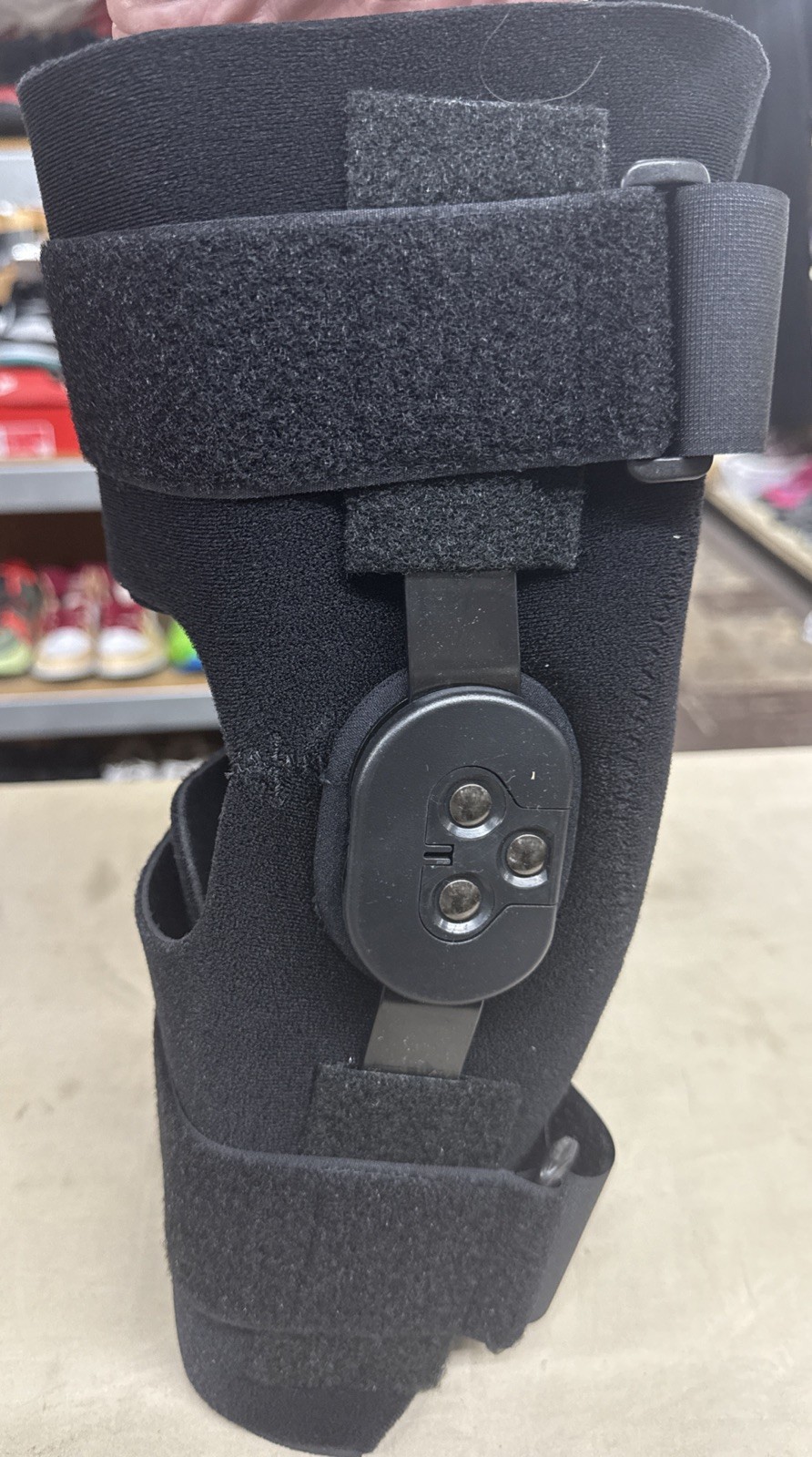 New Thermotek Hinged Knee Brace L/XL Support Protection 13”