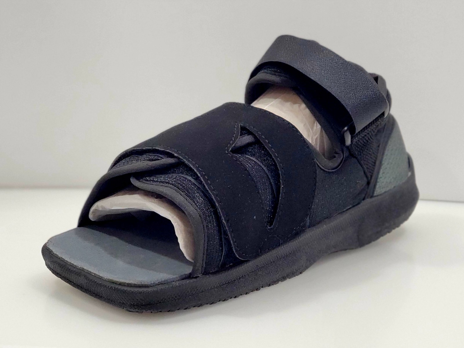 KNAB Medical-Surgical Shoe – Womens Small