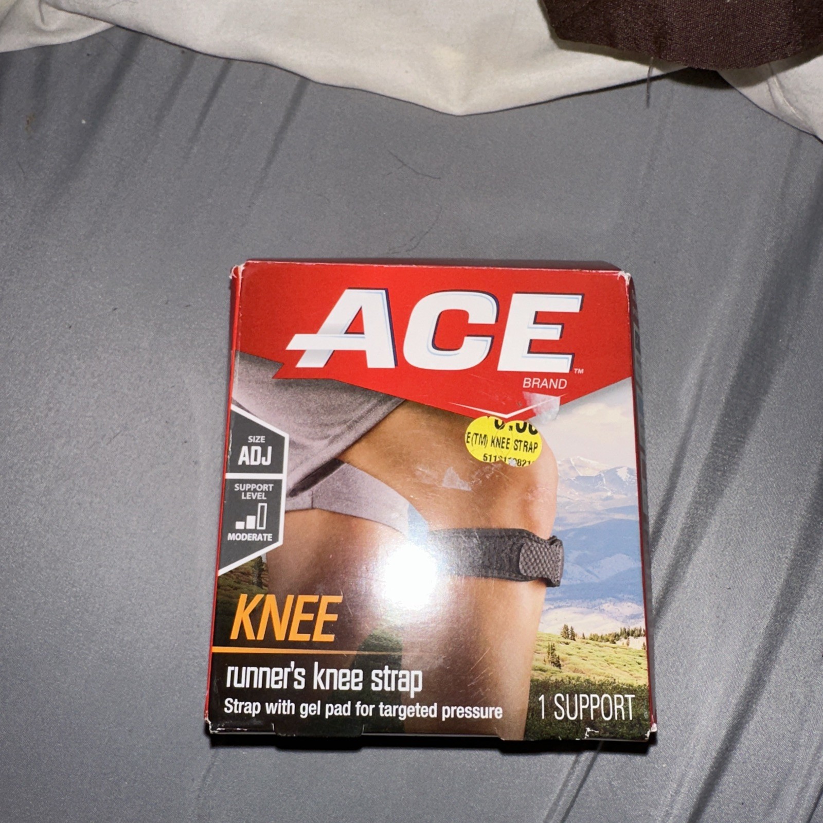 Ace Runner’s Knee Strap, One Size Adjustable With Gel Pad For Targeted Pressure