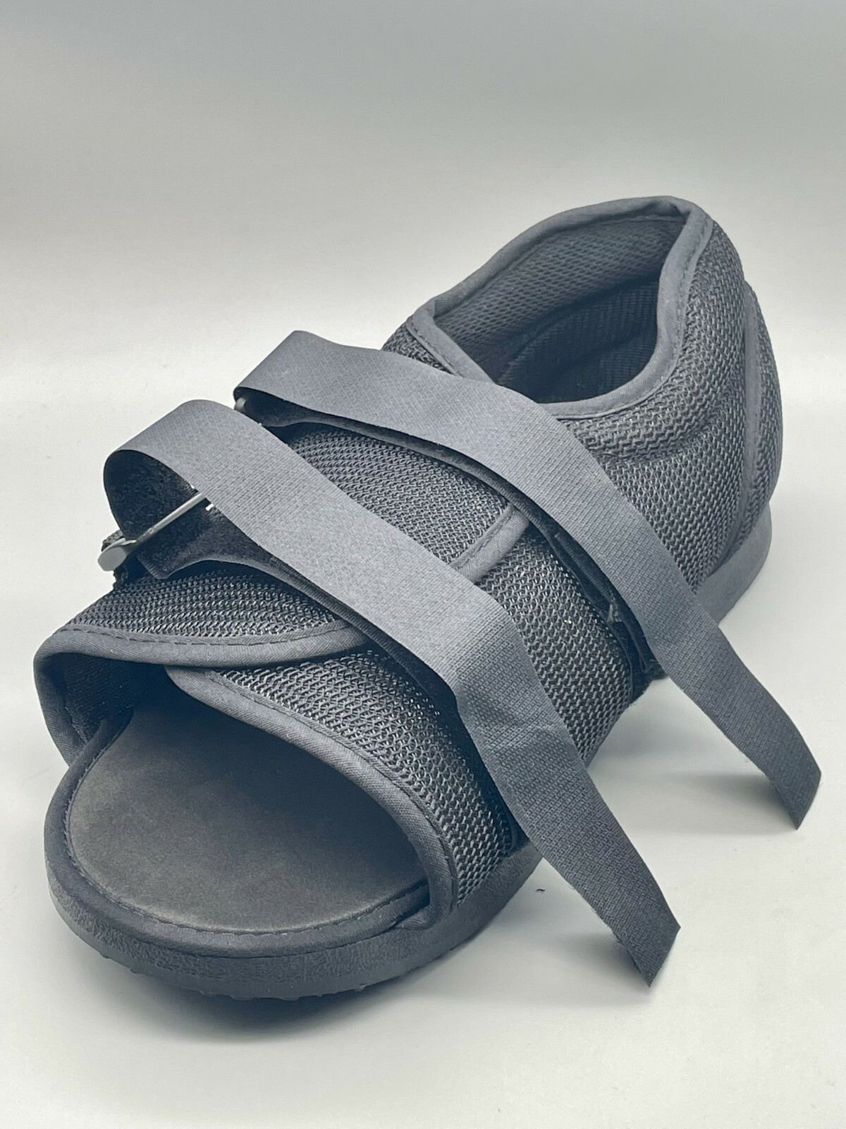 Classic Post Op Shoe, Male Small, Size 6 to 8, New. Darco International