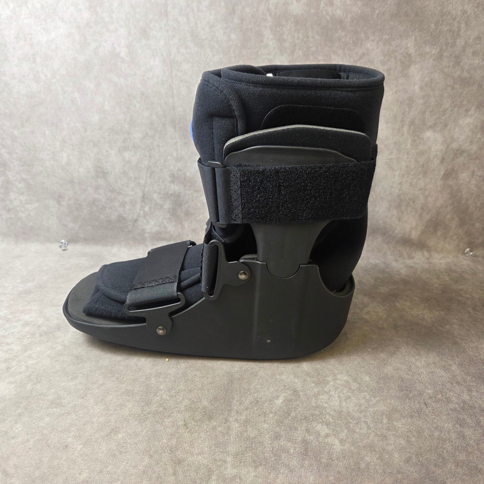 United Ortho Short Air Cam Walker Boot Black Orthopedic Medical Support Large