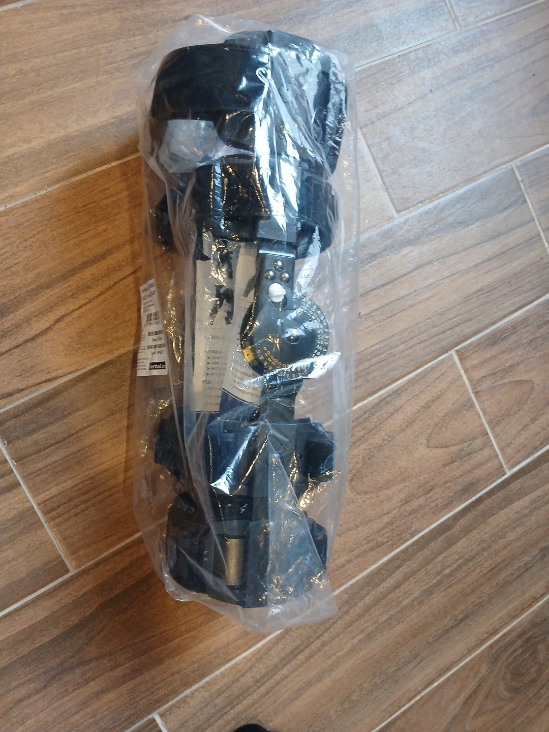Vertaloc Max OA Knee Brace Support RIGHT Size SMALL Black BRAND NEW