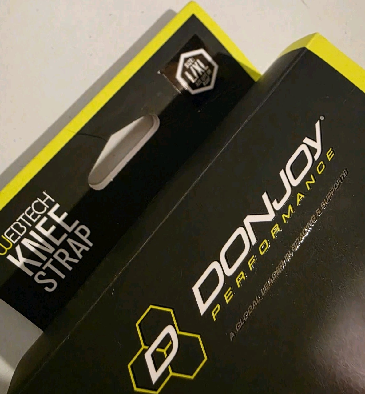 DONJOY Performance WEBTECH Patella Tendonitis Knee Support Strap L/XL