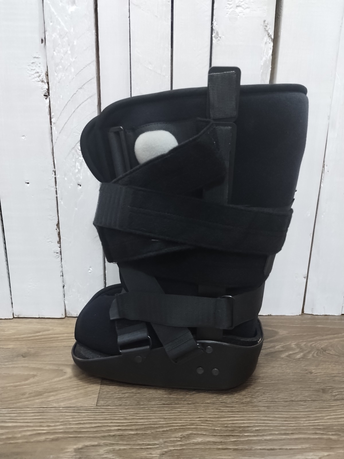 Maxtrax Orthopedic Walking Boot Size Small Brace Inflate Ankle Foot DJO, LLC