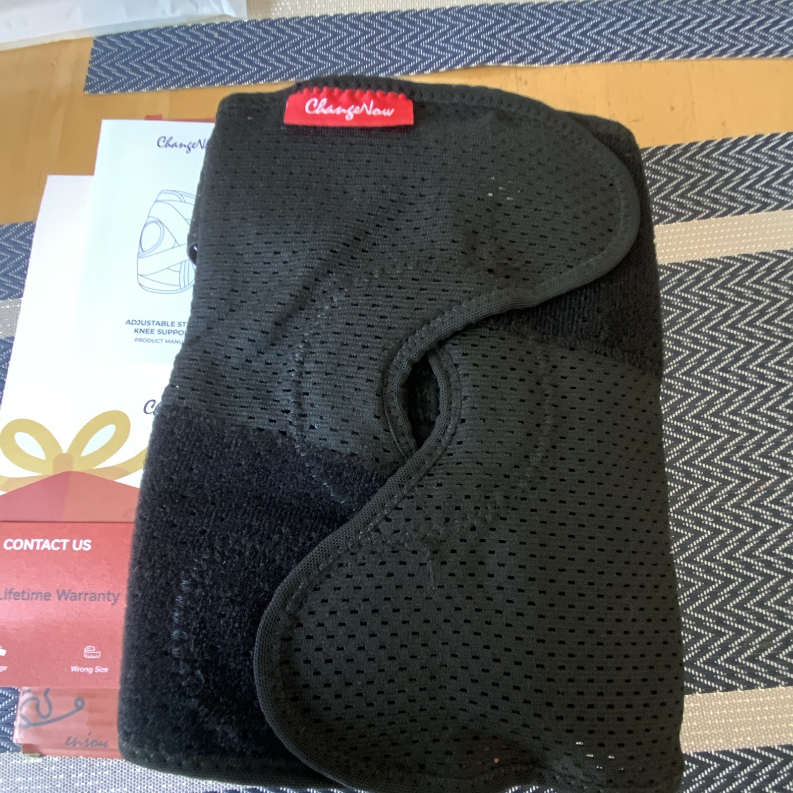 ChangeNow Adjustable Neoprene Knee Brace, Compression Support, XL, Black