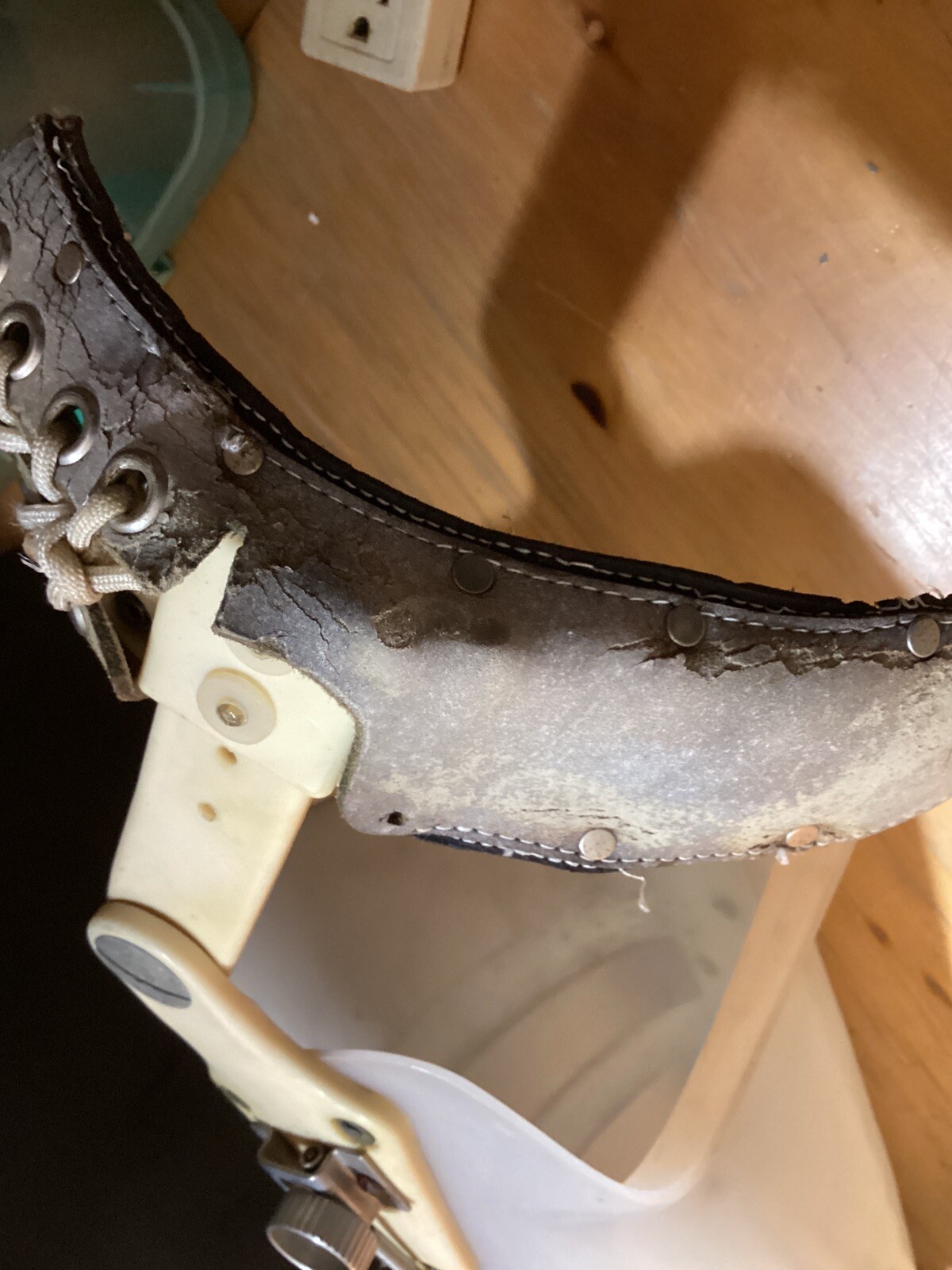 Rare Artificial Prosthetic Peg Leg Left Foot See Pictures For Condition / Size