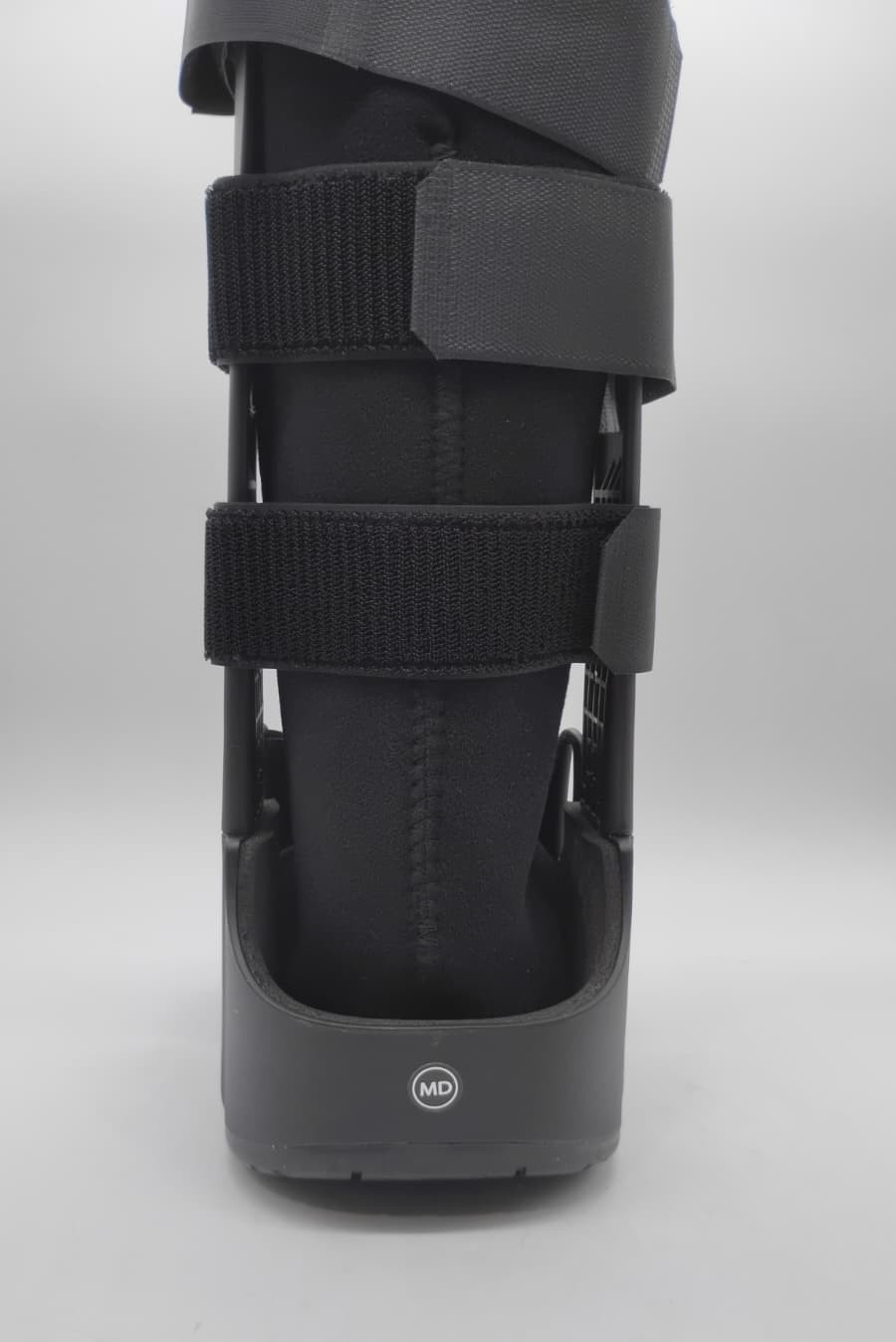 United Ortho Air Cam Walker Fracture Boot, Medium, Black