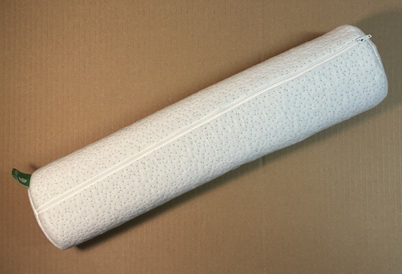 Cushy Form Memory Foam Roll Pillow 18″ x 4″ for Neck, Back and Knee Support EUC