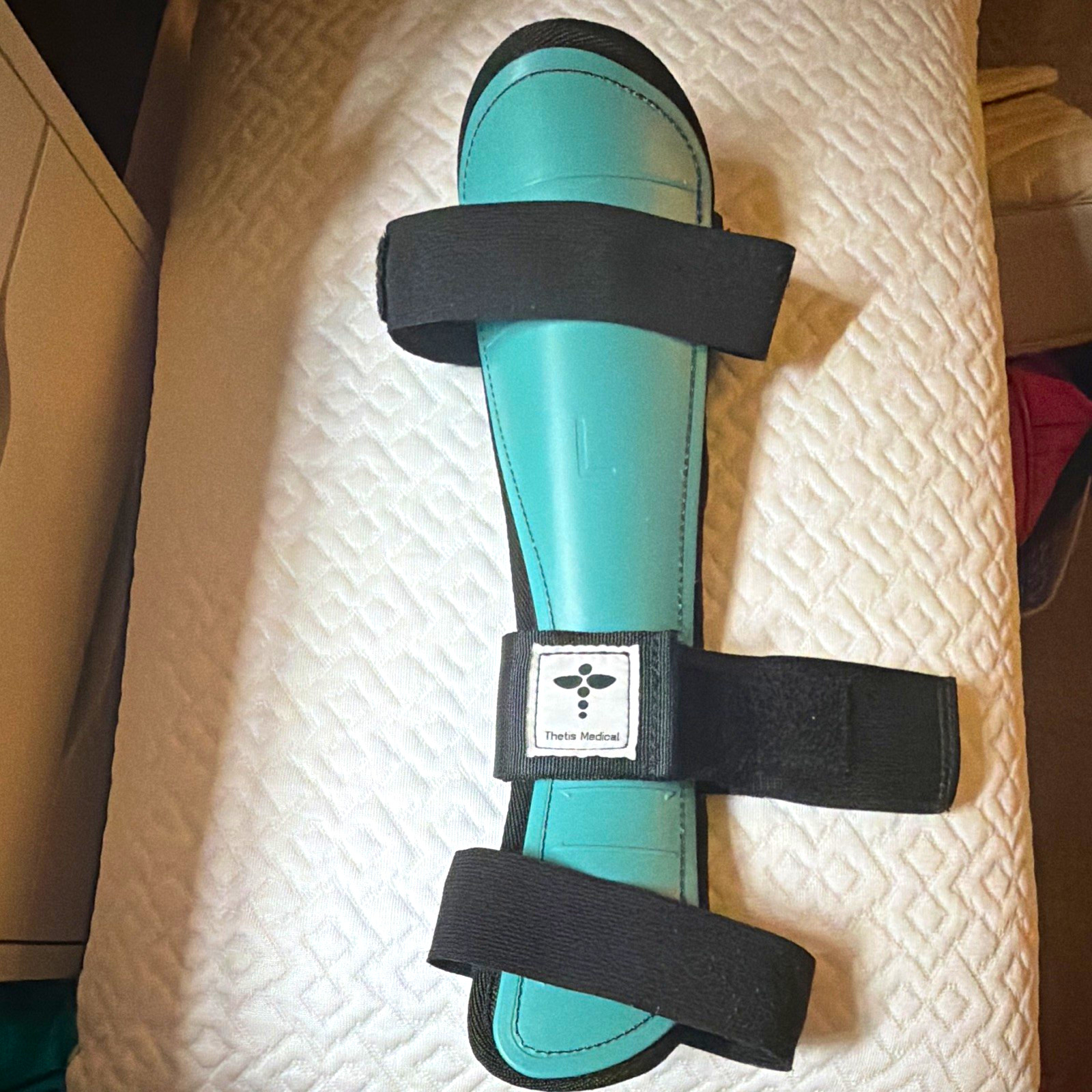 Thetis Medical Achilles Splint, Sleeping Brace, Adjustable Straps, Black/Teal