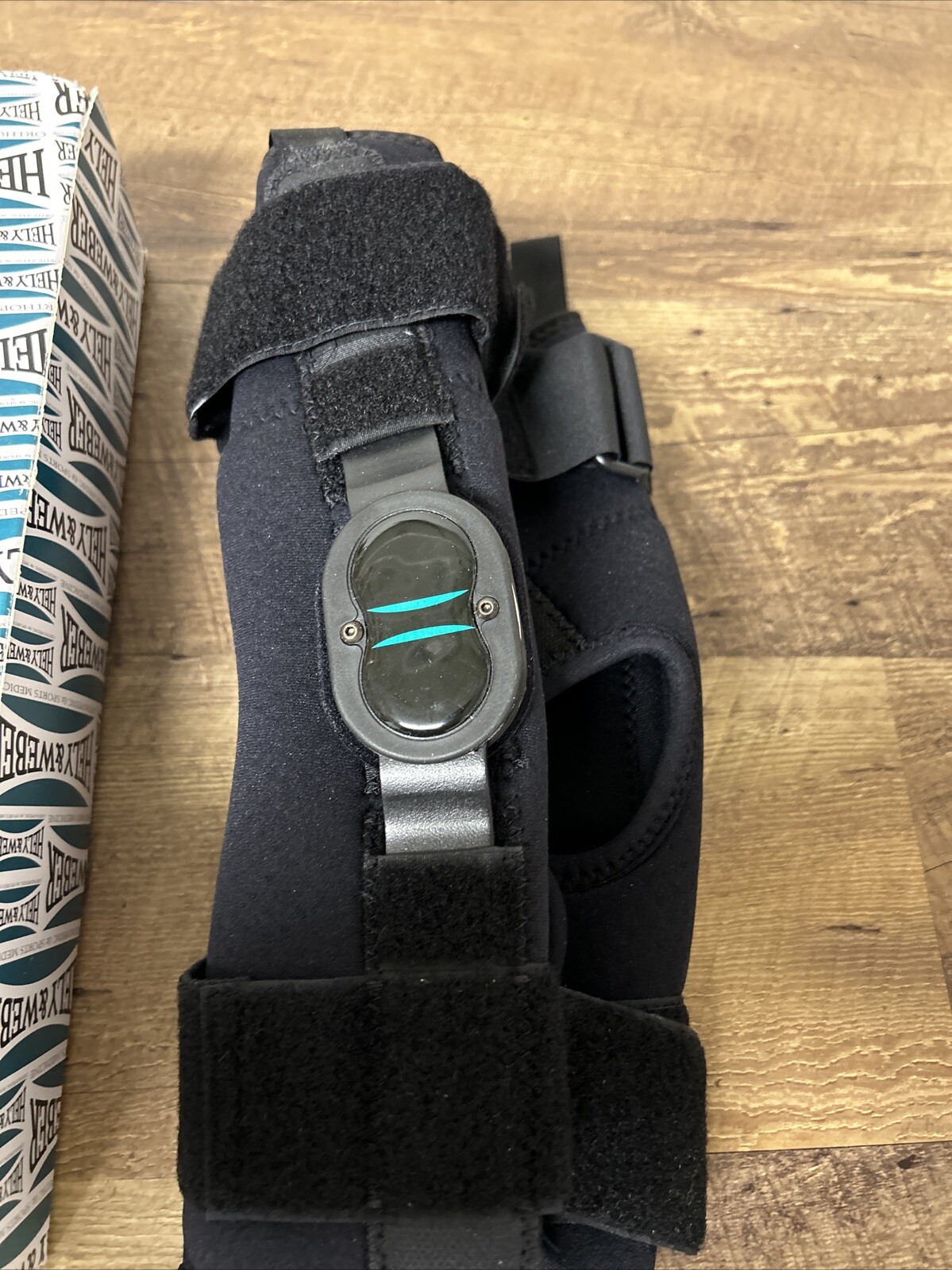 Hely & Weber Knapp Hinged Knee Brace Anterior Closure XL Short Model 5646