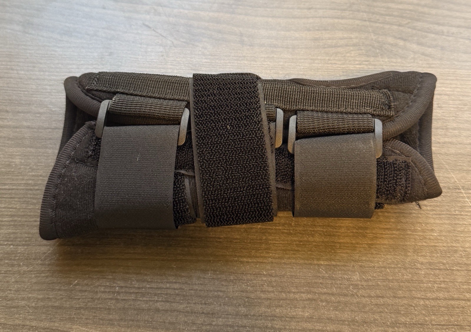 Featol Men’s Black Right Hand Capral Tunnel Wrist Brace Support Size S/M
