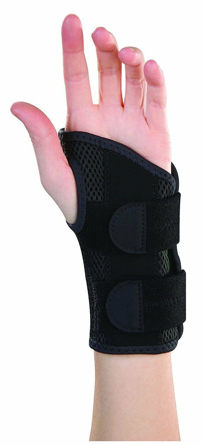 Mueller Green Fitted Wrist Brace For Left Hand Small-Medium Size Maximum Support