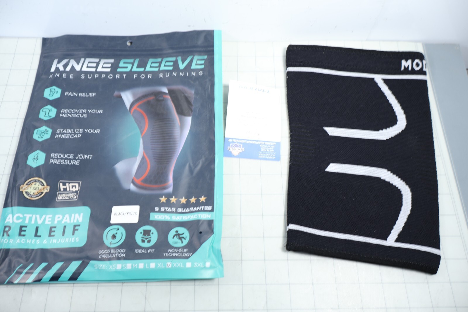 Modvel Knee Sleeve Support Size XL Black / White MV-190-XL NEW
