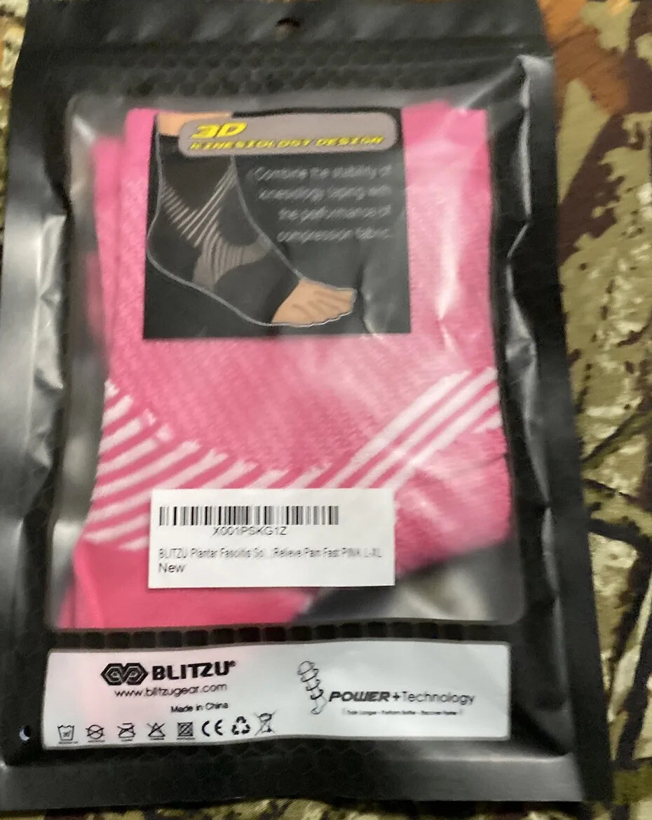 Blitzing Performance Foot Sleeves Hot Pink. New In Package
