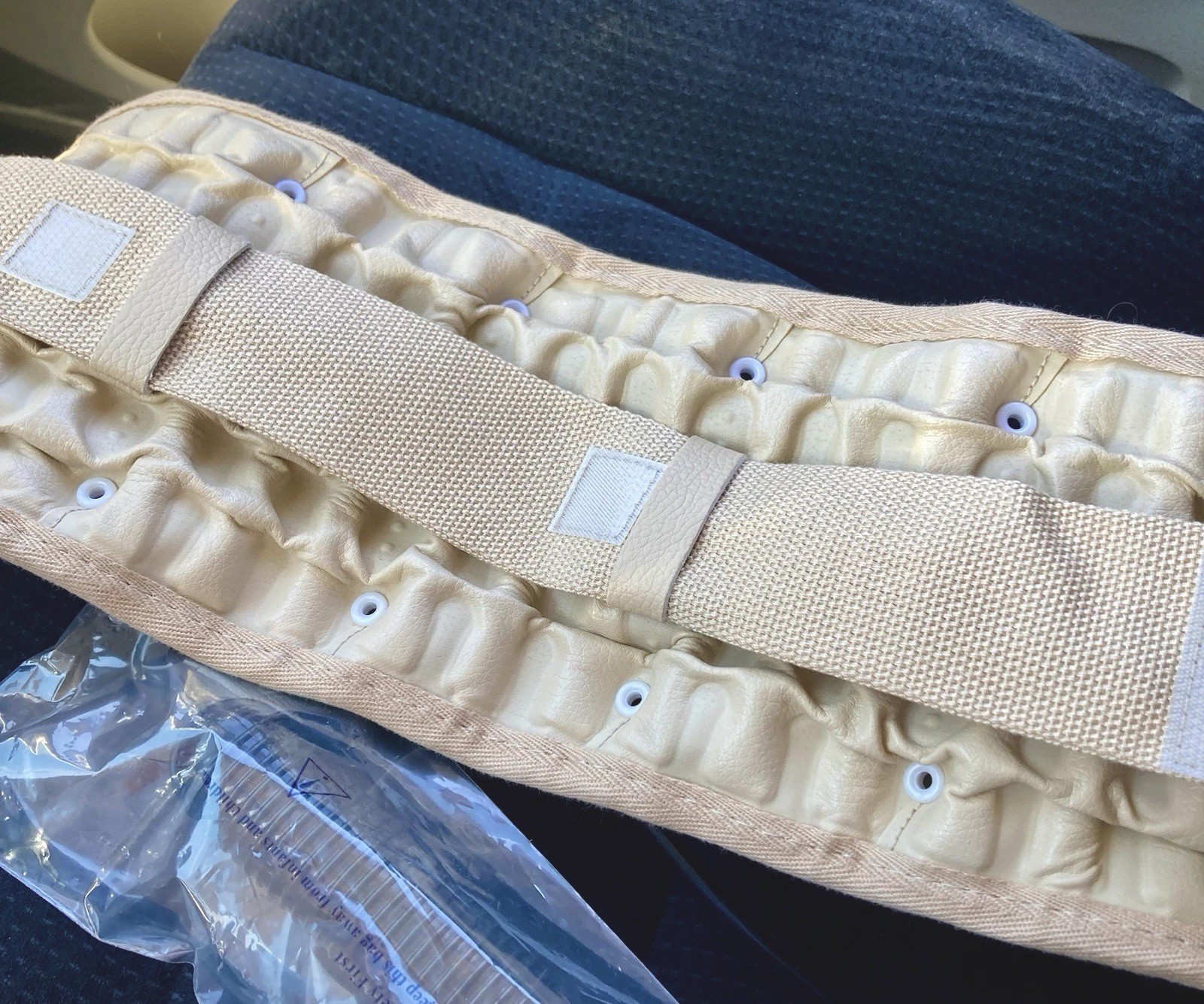 DR-HOS 2-in-1 Back Relief Decompression Belt Size A 25-41 Inflatable Lumbar Pump