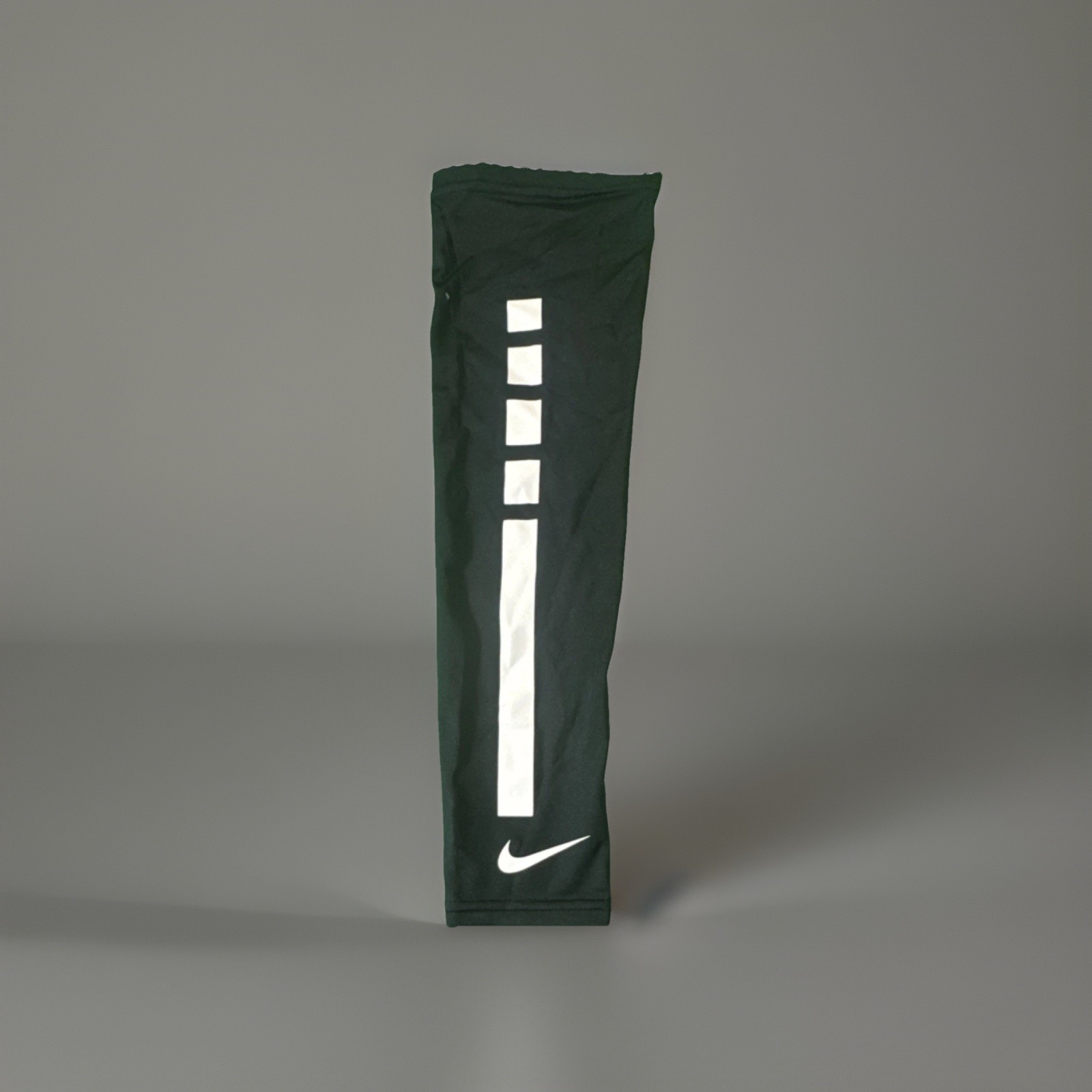 Nike Compression Arm Sleeve L/XL Black White Polyester Spandex Silicone