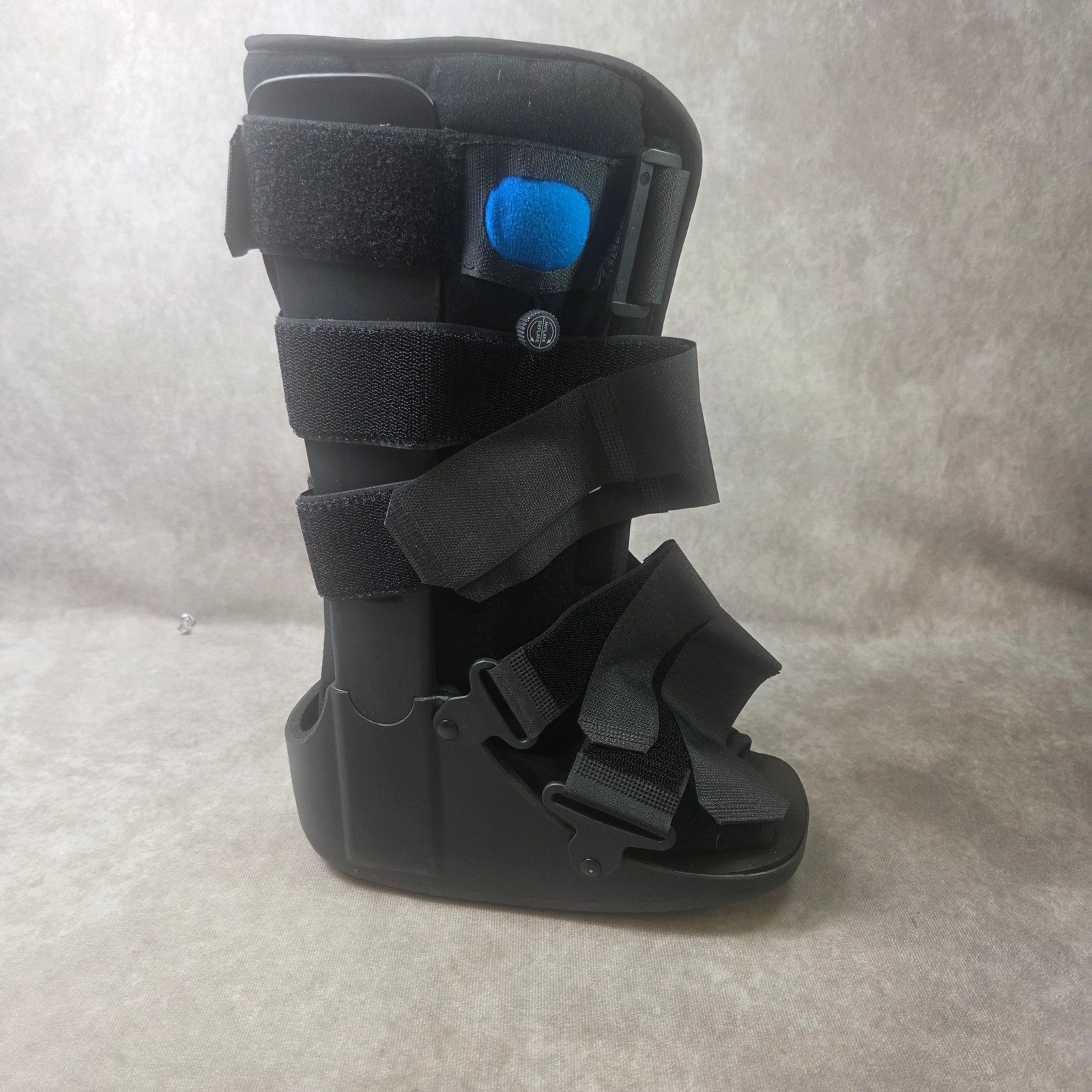 United Ortho Air Cam Walker Fracture Boot Tall Black Small Pneumatic Support
