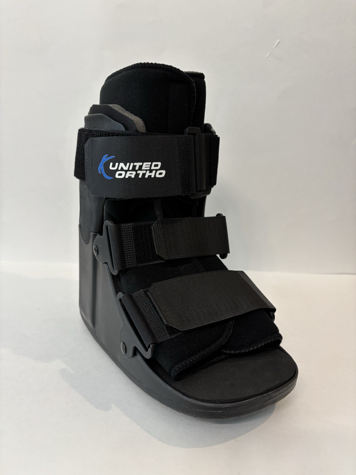 United Ortho Short Cam Walker Fracture Boot, Small, Black