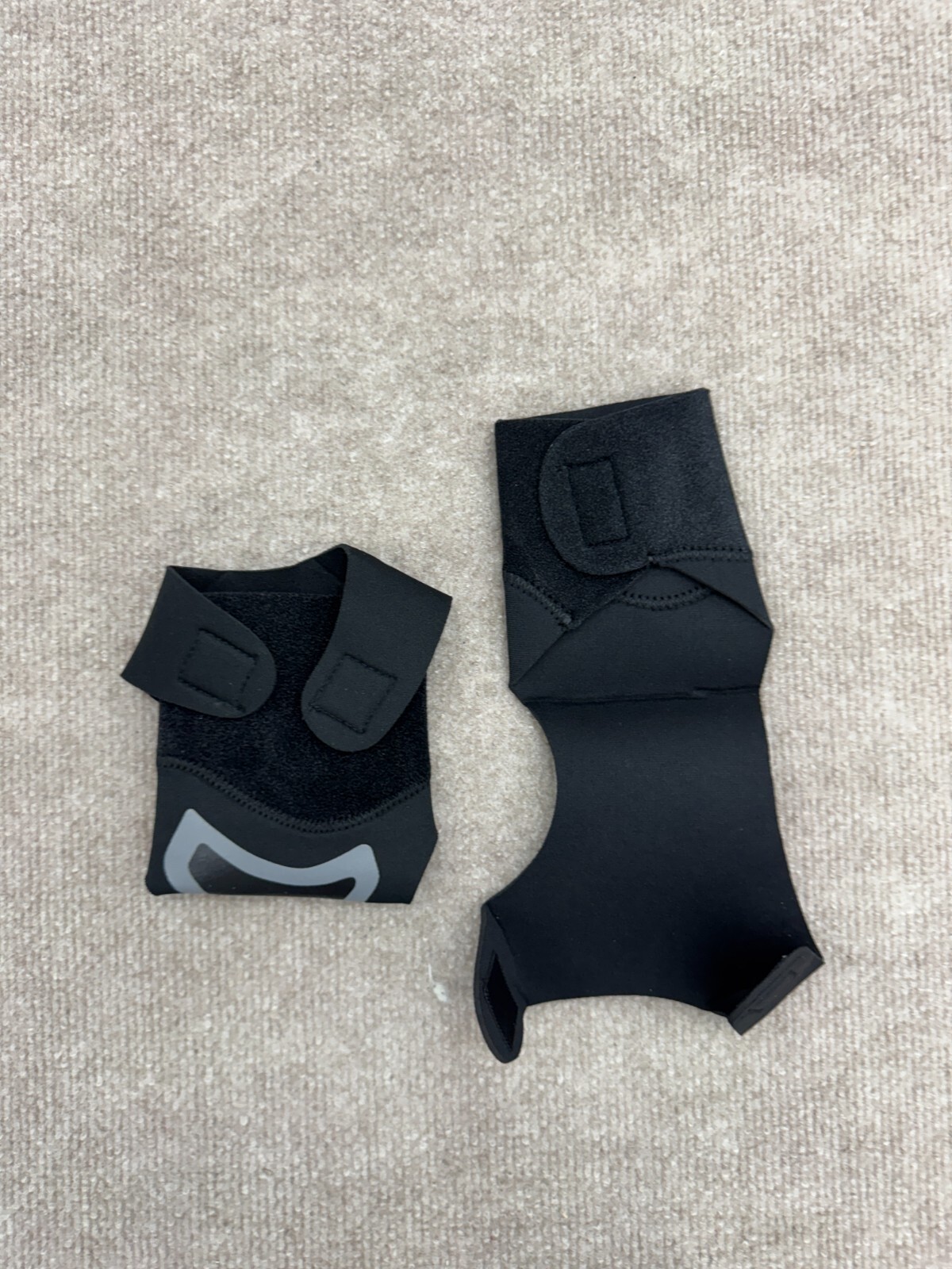 Shein Black Adjustable Compression Ankle Braces Adults Size Medium