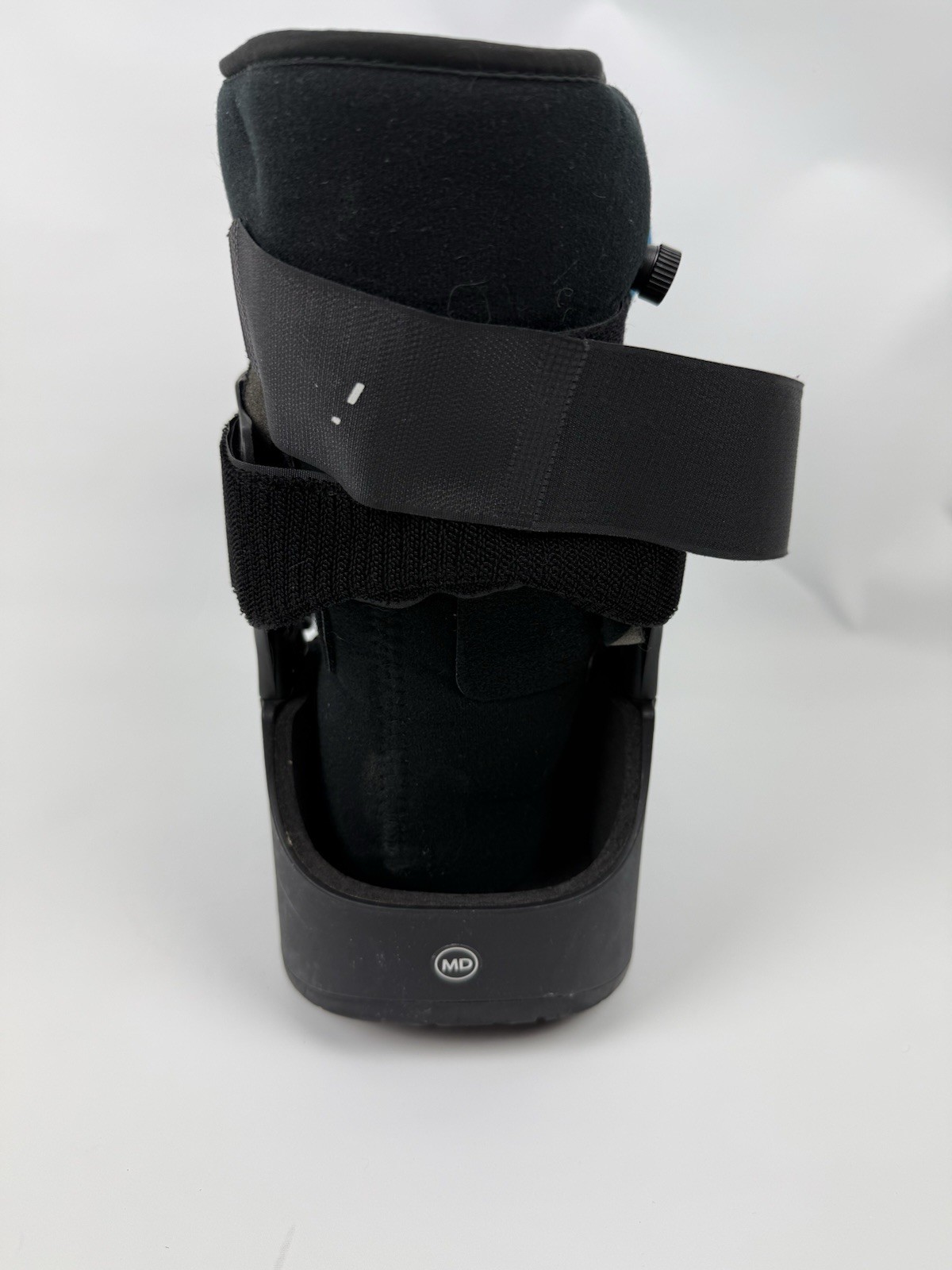 Short Air Cam Walker Fracture Boot, Fits Left or Right, MED Black