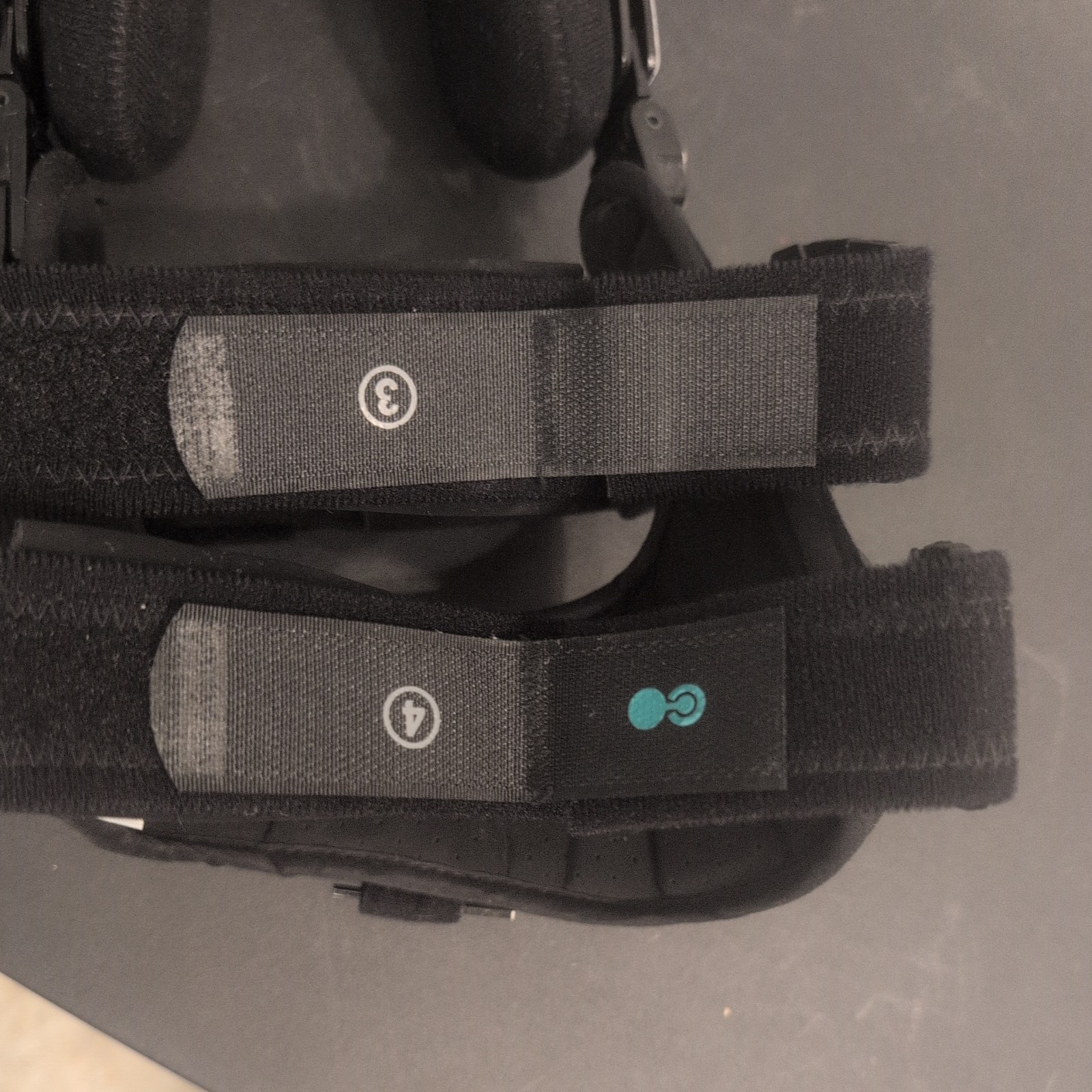 Coretech 845 OA Knee Brace Left Knee Medium Size w/ Extension Angle Adjusters