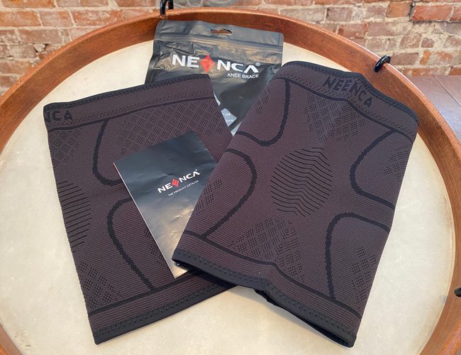 Neenca 2 Pack Knee Braces Men Women Protection Black/Grey XL New Compression