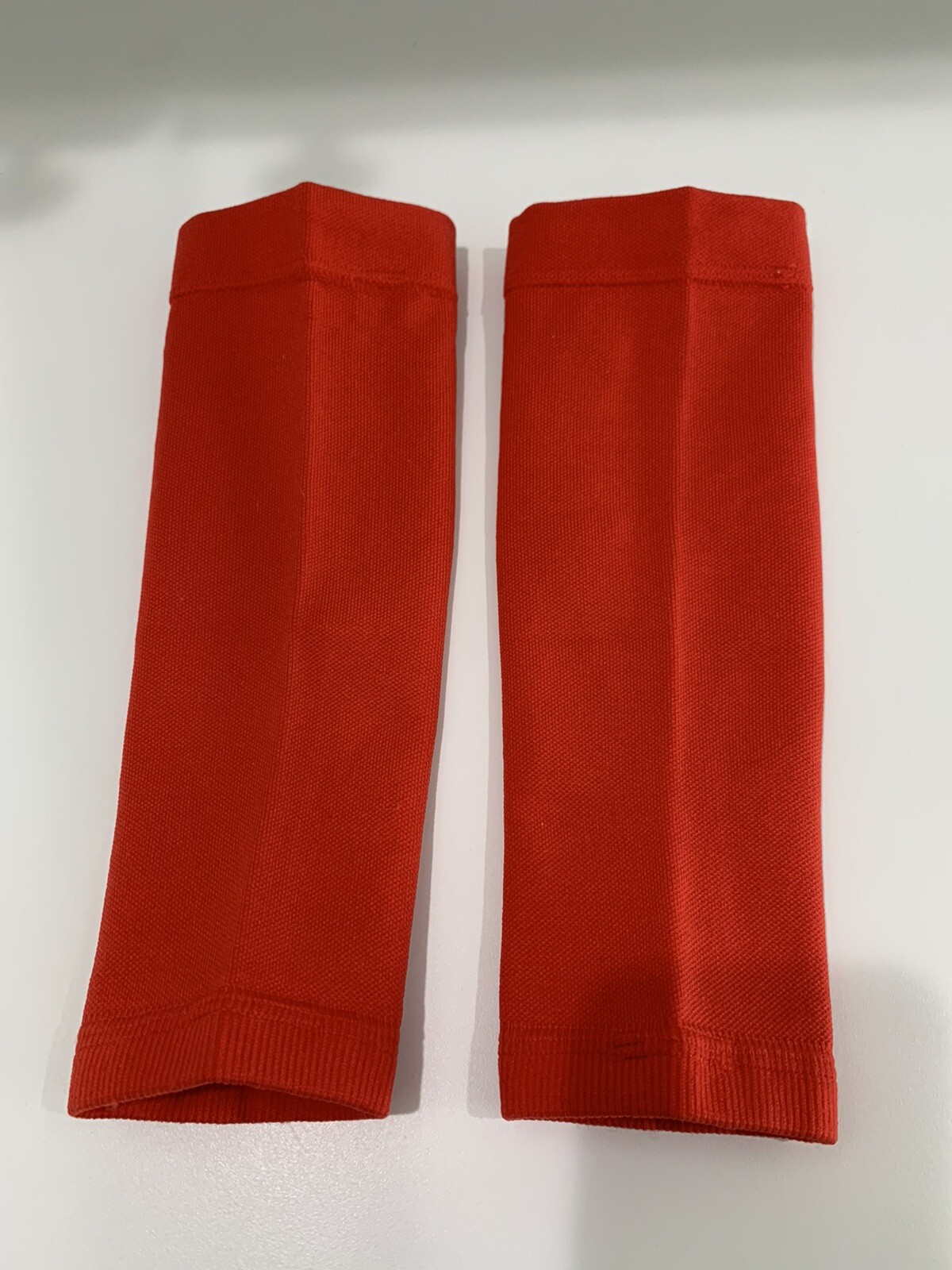 Red Compression Support Socks Running Sports Leg Sleeve Brace 1 Pair Youth Size