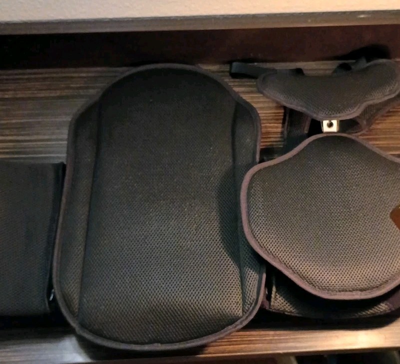 Aspen Acute Back Brace – Adjustable – One Size – Black “NICE CONDITION”.
