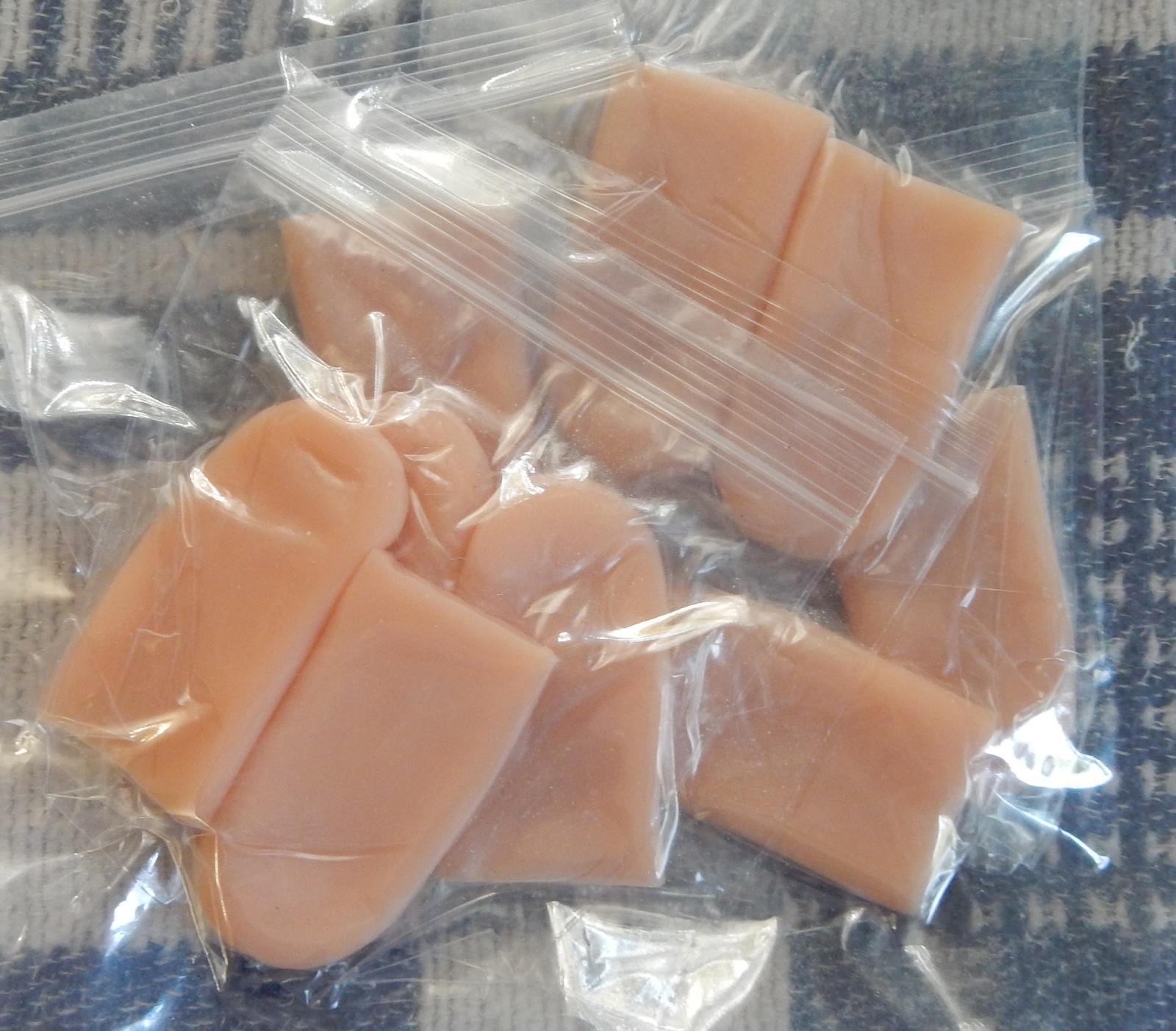 Joez Wonderful Package of 10 Silicone Finger Cots / Thumb Protectors