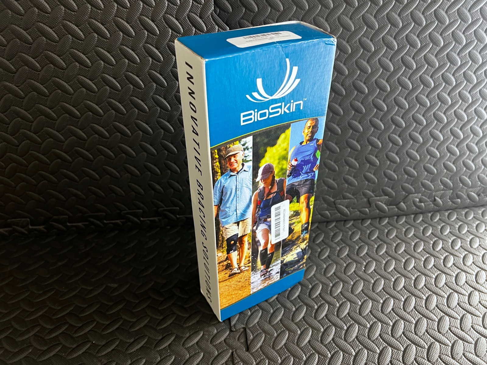 BioSkin Wraparound Compression Knee Brace For Knee Pain 51633 Size LARGE