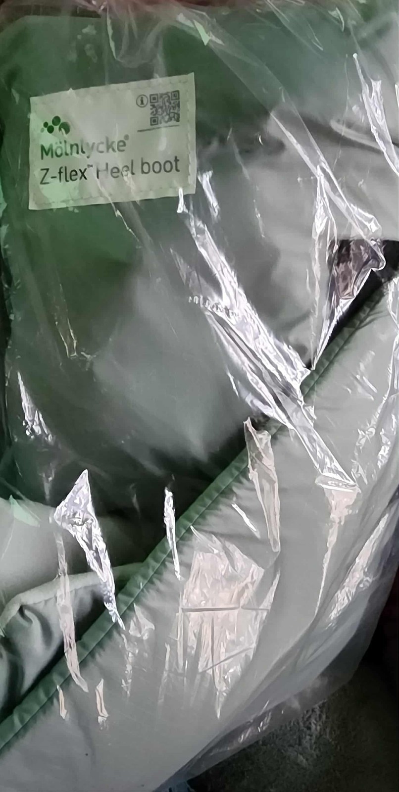 Molnlycke Z-Flex Fluidized Heel Boot – New In Package