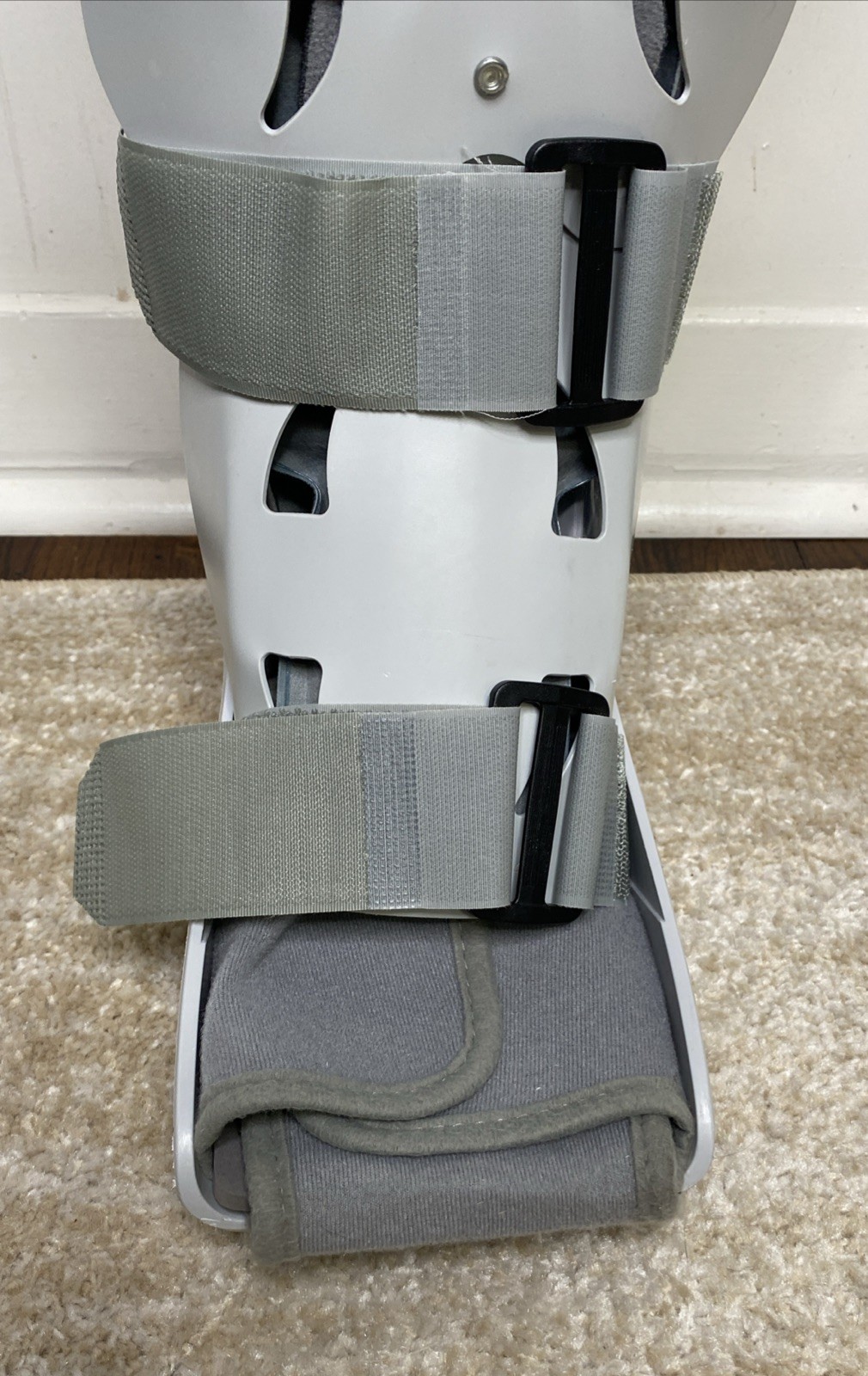 Aircast XP Walker (Extra Pneumatic) Walker Boot Large 01P-M Medium with Inflator