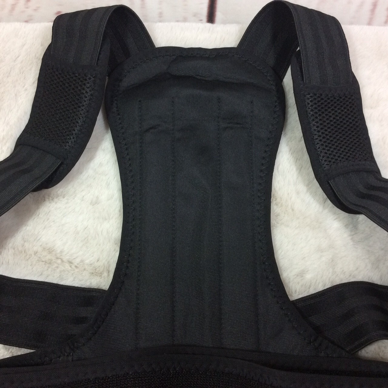 Back Brace Posture Corrector Unisex Size XL Back Shoulder Support Adjustable