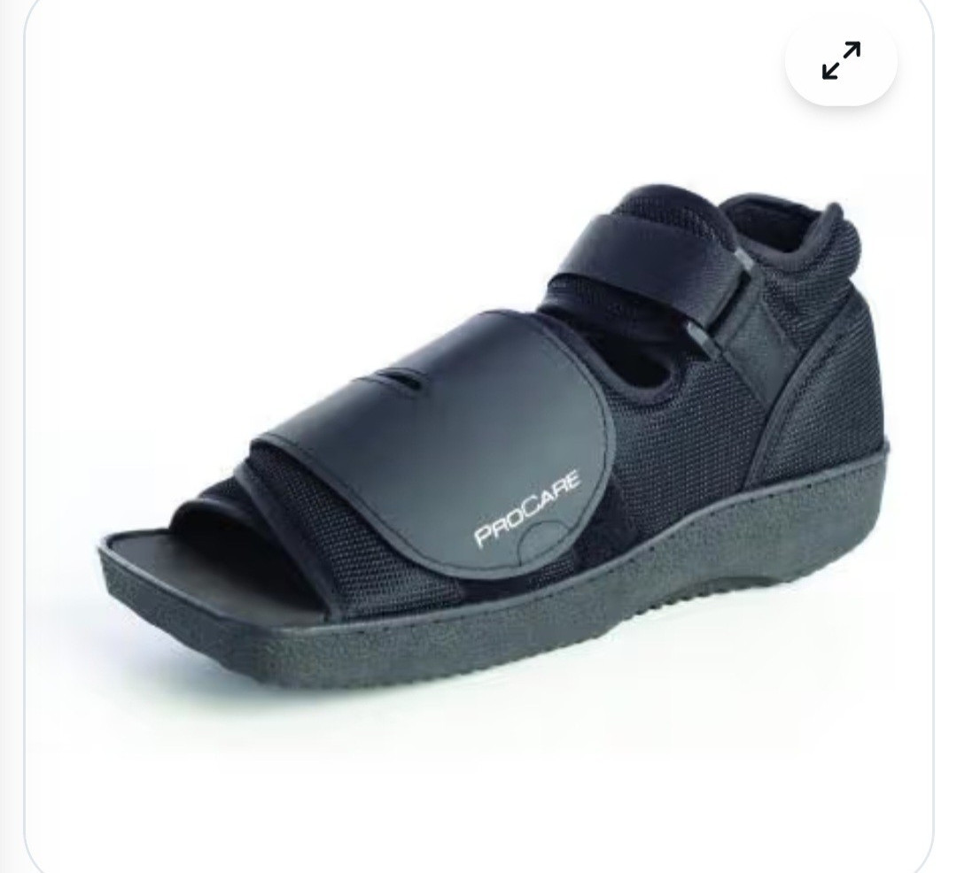 ProCare Squared Toe Post-Op Shoe, Adjustable, Small, Black
