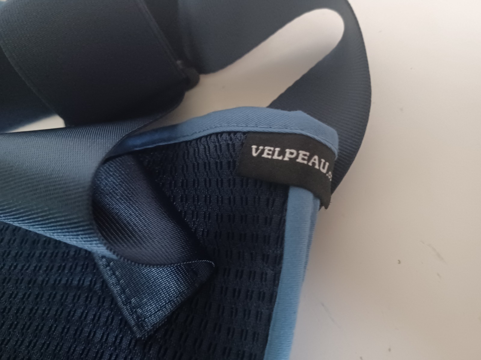 VELPEAU Medical Arm Sling Shoulder Immobilizer – Rotator Cuff Support Brace (L)
