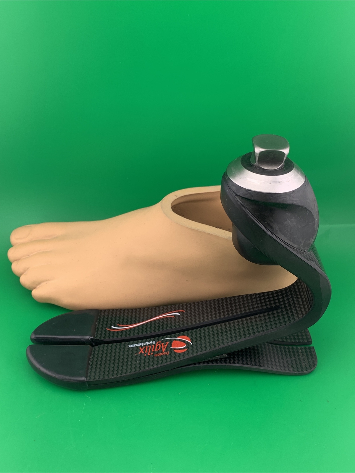freedom agilix prosthetic foot. size 23. category 4. Prosthetic Foot.