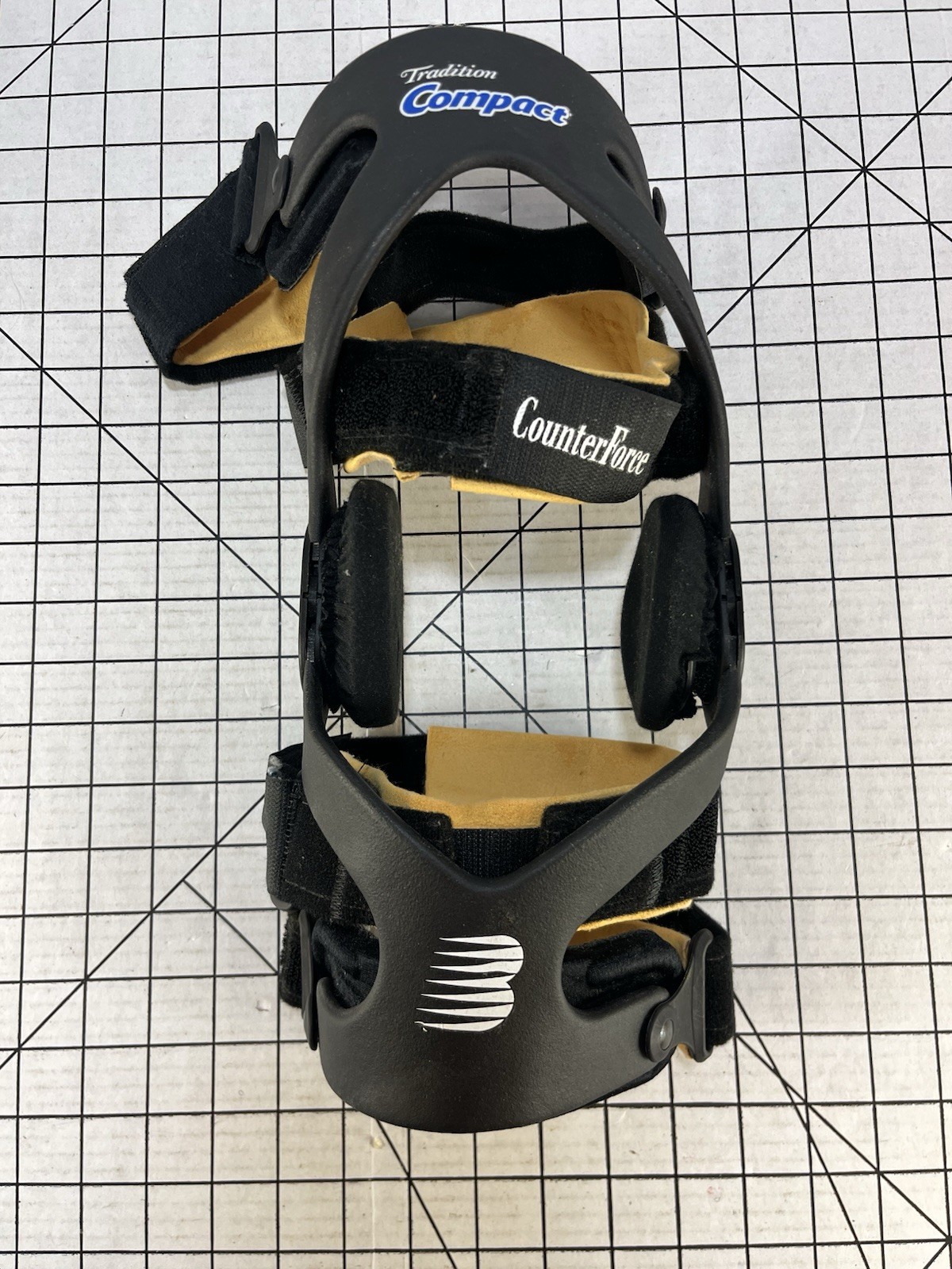 Breg Tradition Compact X2K Hinged Orthopedic Knee Brace Ligament Support