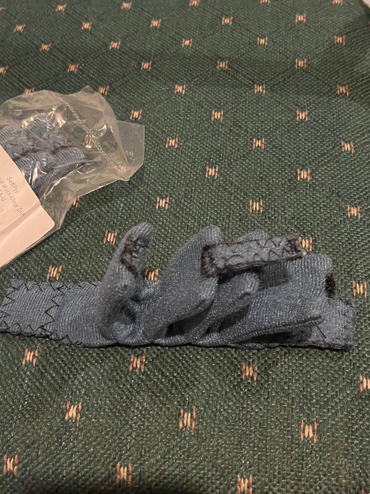 SoftPro Grip WHFO Hand Splint, Left Medium w/ extra covers & finger separator