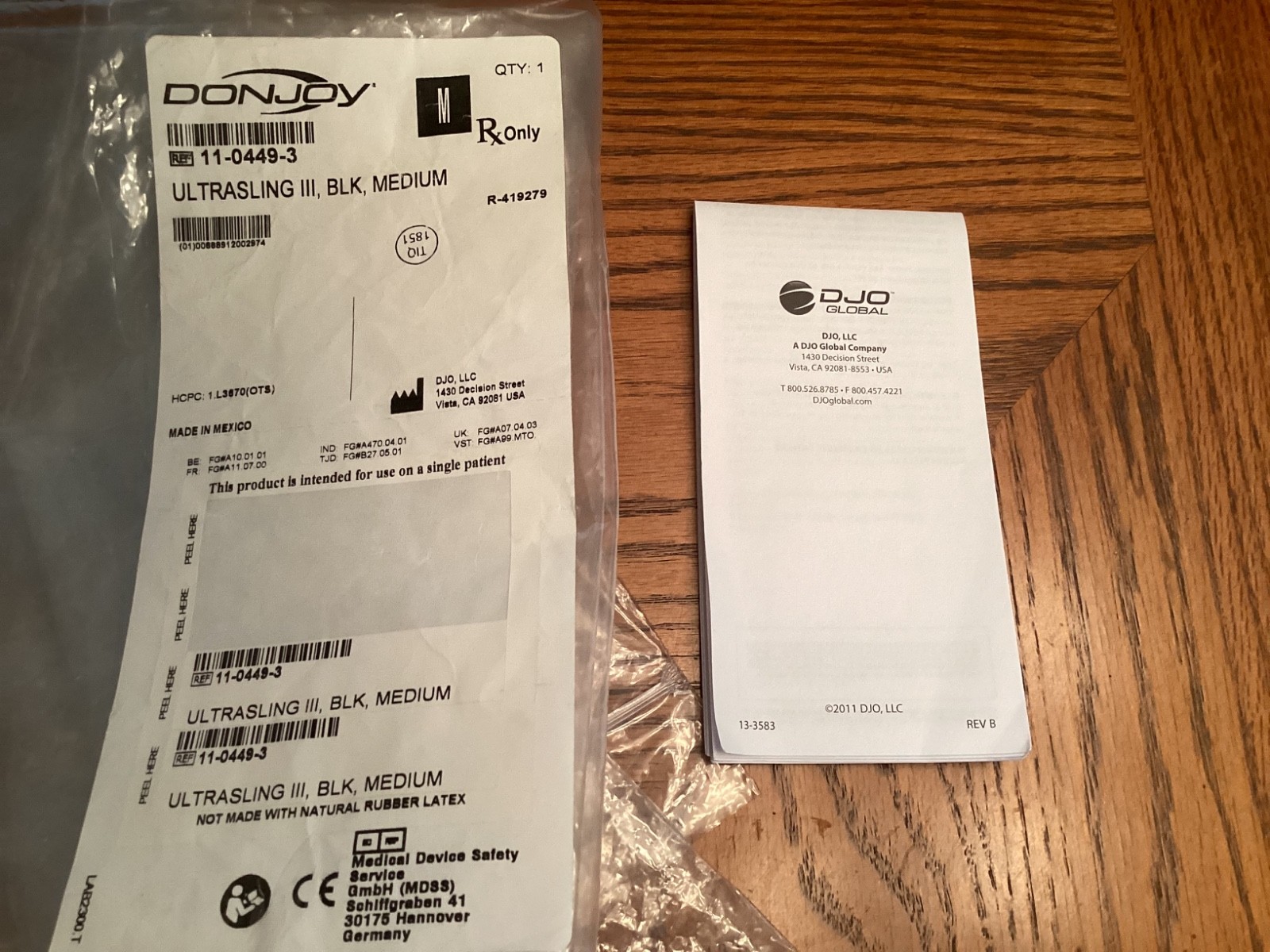 DonJoy Ultrasling III. Medium Ref# 11-0449-3 Black Shoulder Support. Pre-owned