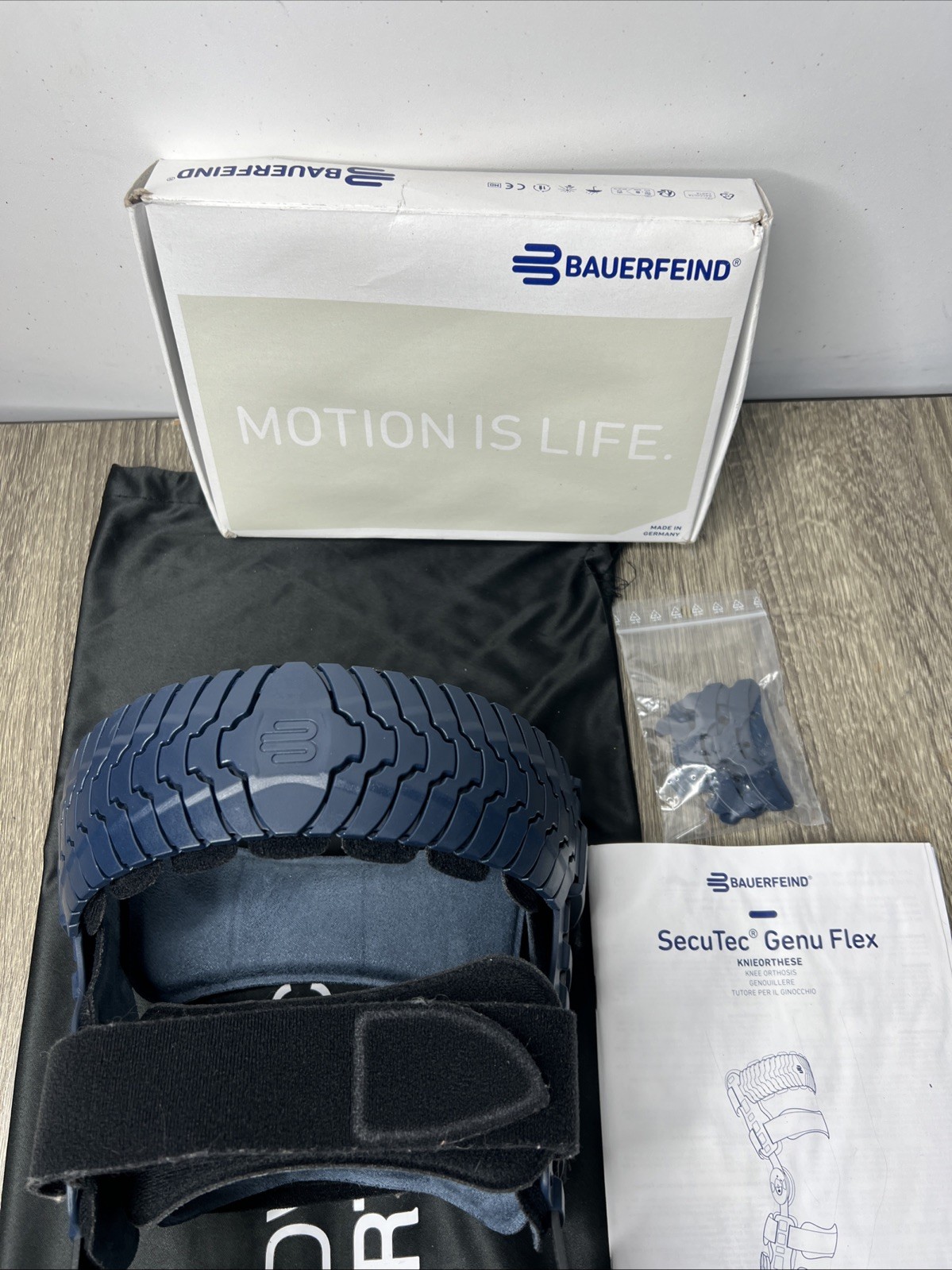 Bauerfeind SecuTec Genu Flex Knee Brace Adjustable Stabilizer Ligament 3 Right