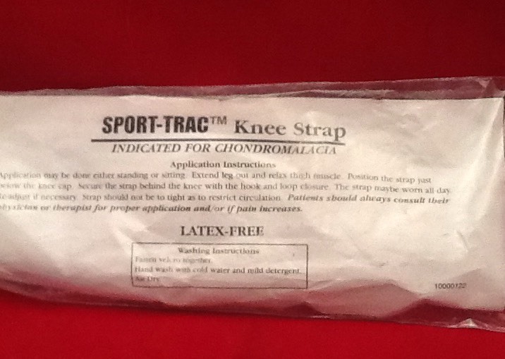 SAMMONS PRESTON SPORT-TRAC KNEE STRAP BLACK MEDIUM INDICATED FOR CHONDROMALACIA