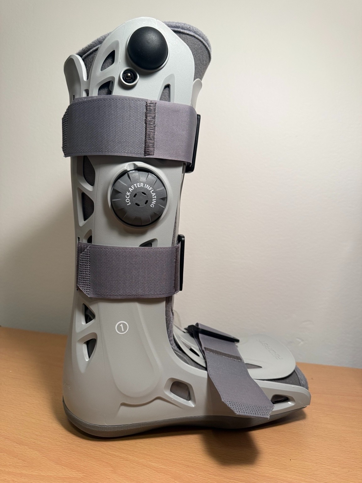 Aircast AirSelect Elite Tall Walking Boot Medium Gray Pneumatic DJO SoftStrike