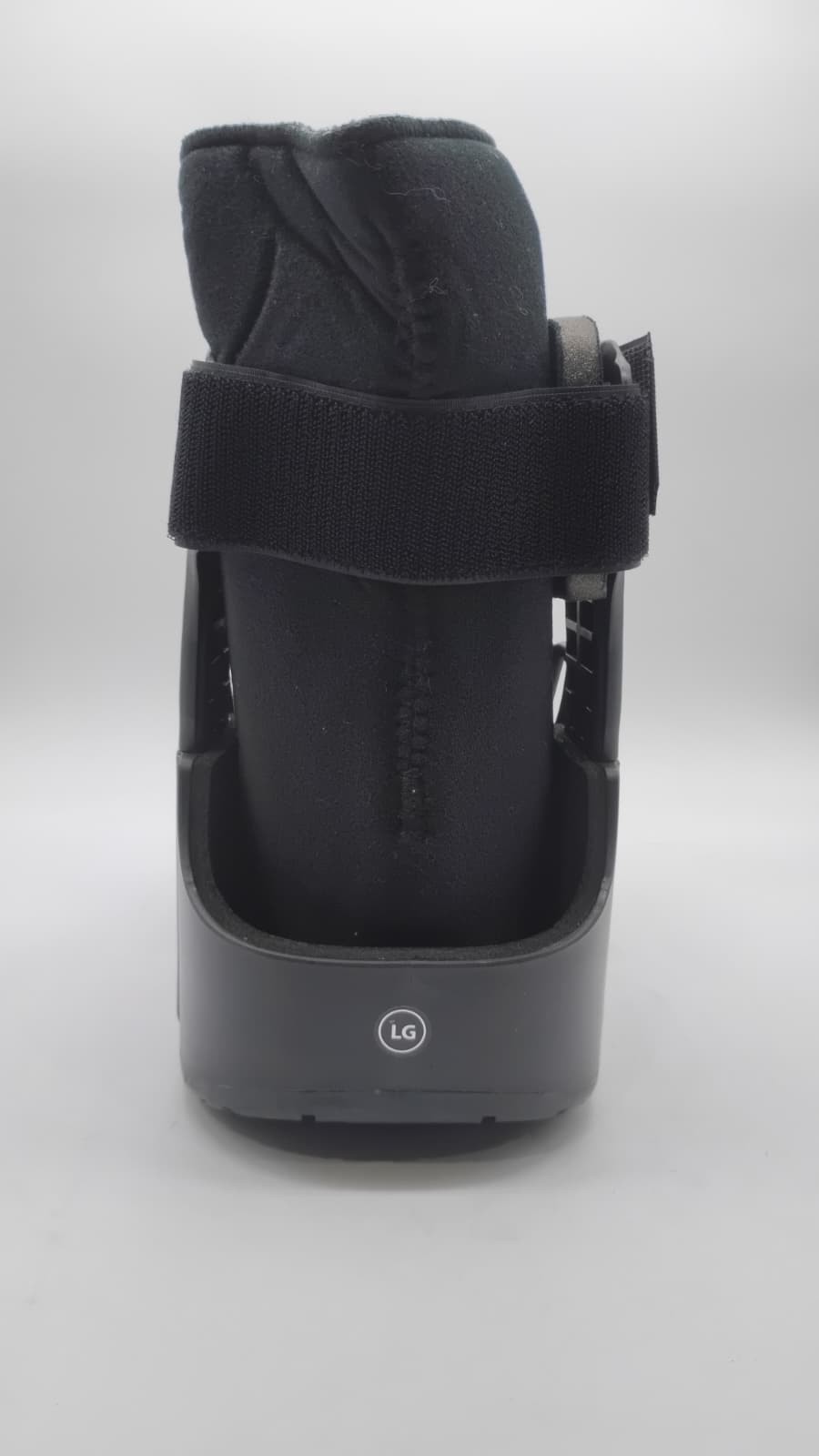 United Ortho USA14017 Short Cam Walker Fracture Boot Large Black Left Right