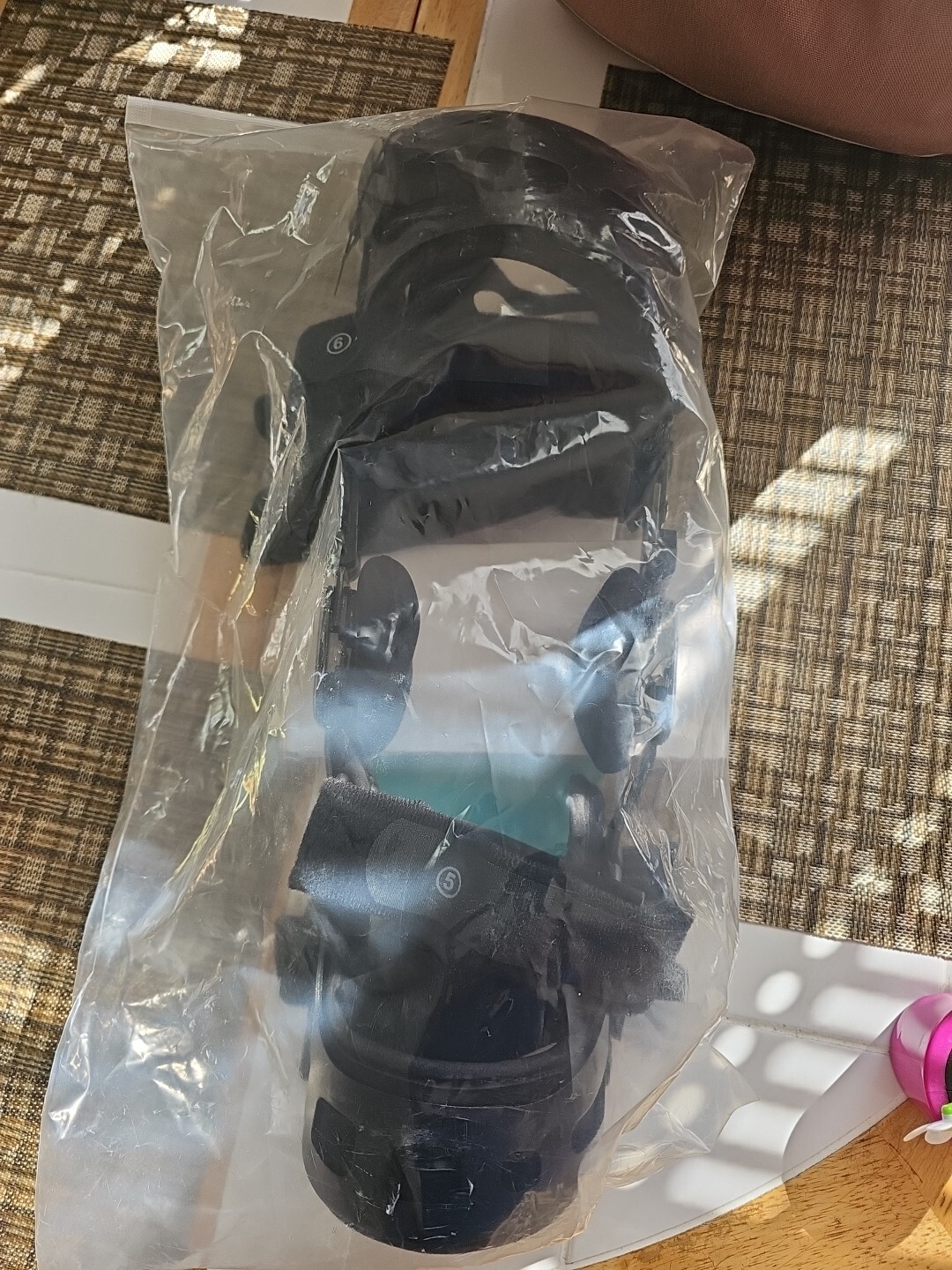 Coretech 845 OA Knee Brace Right Medium W/ Adjusters -NEW! [5]