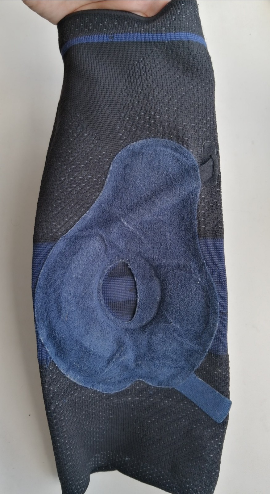 Bauerfeind Genutrain P3 Knee Brace Size 6 Left Size XXL Knee Support Black