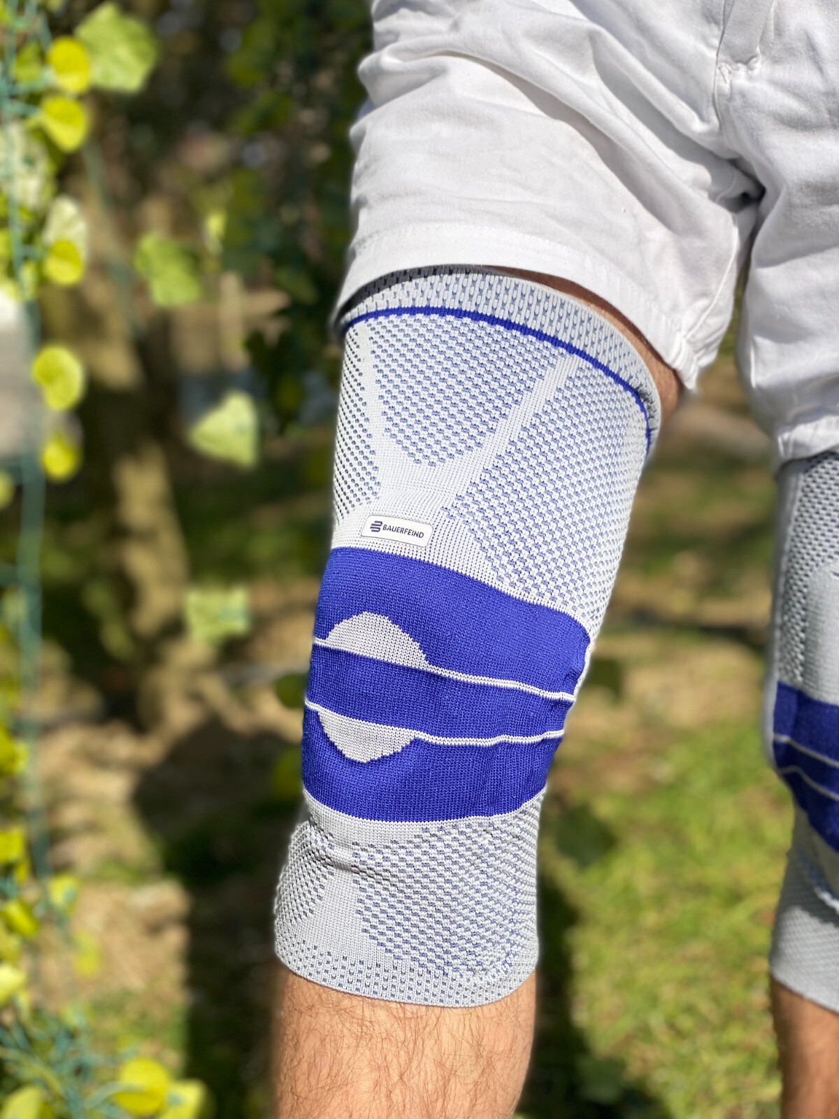 Bauerfeind GenuTrain Size 3 Knee Joint Brace Patella Support Meniscus Sleeve ACL