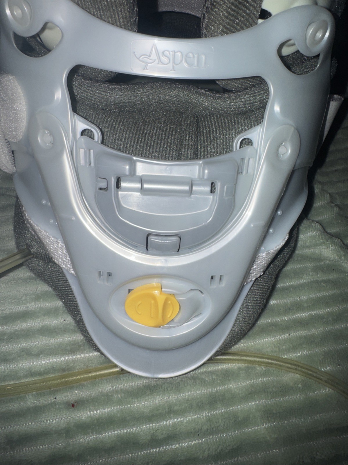 Aspen Vista MultiPost Therapy Collar with Pump & Gel Pack – Great Condition
