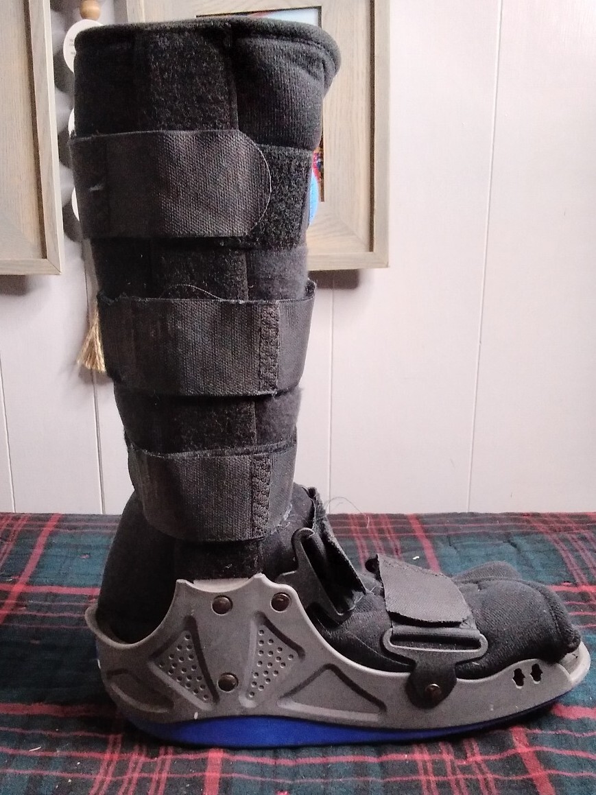 Townsend Thuasne Brace Inflatable Walking Boot Size Large L